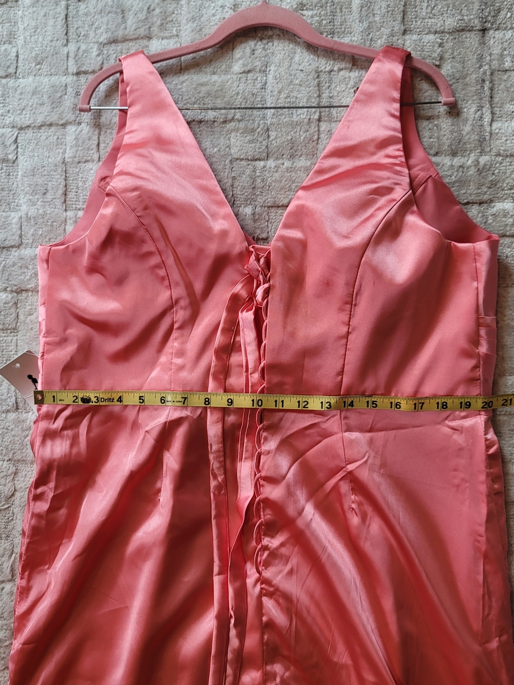 NWT WEAR YOUR LOVE Coral Satin Corseted Formal Gown High Slit Size 22 - Picture 9 of 16
